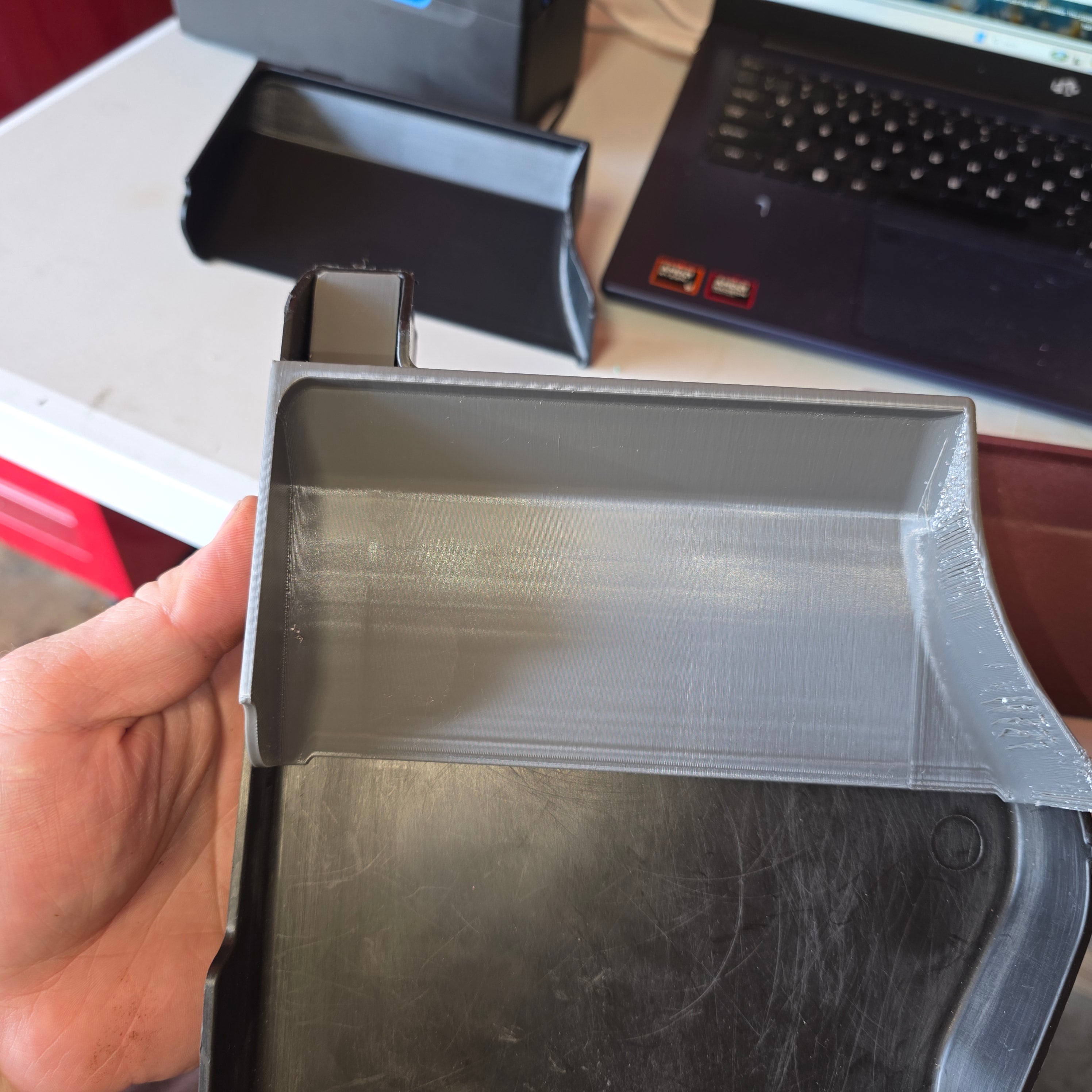 F150 Oil Drain Tray - Mess Fix